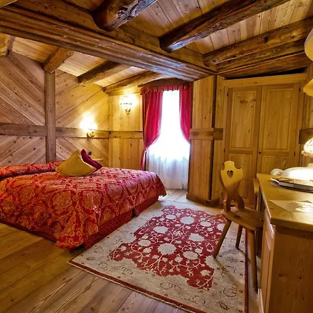 约兰达运动酒店 酒店 格雷索拉特里尼泰