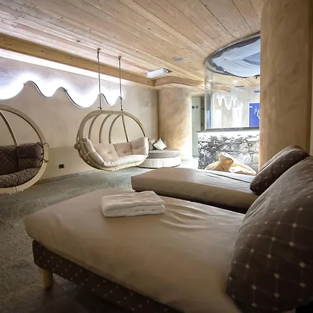 酒店 约兰达运动酒店 格雷索拉特里尼泰