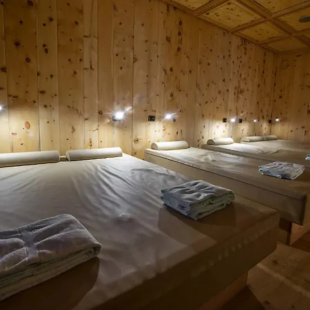 约兰达运动酒店 酒店 格雷索拉特里尼泰