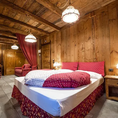 ホテル Jolanda Sport 4*