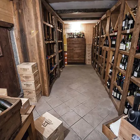 约兰达运动酒店